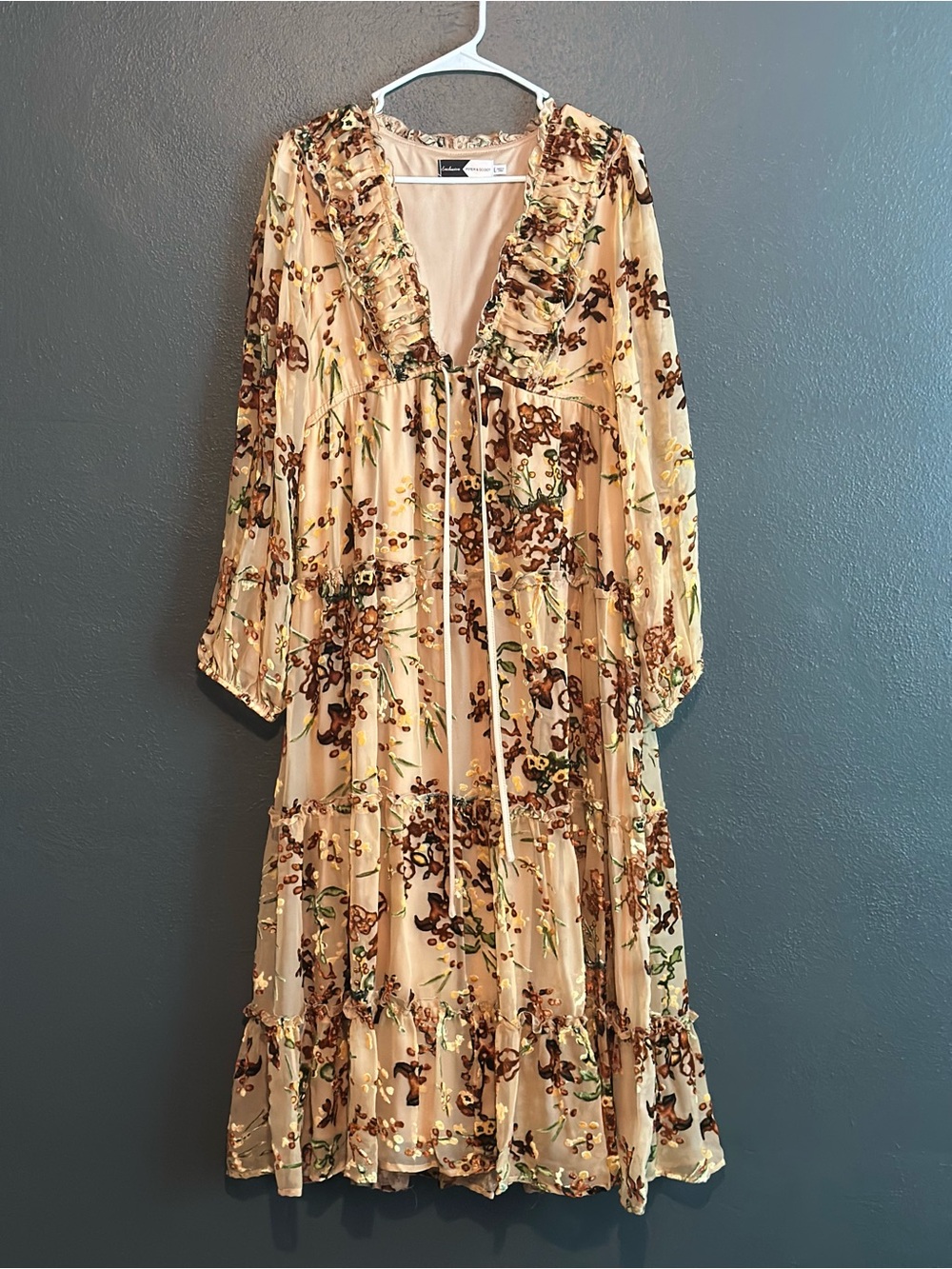NWOT Piper & Scoot Velvet Floral Tiered Dress